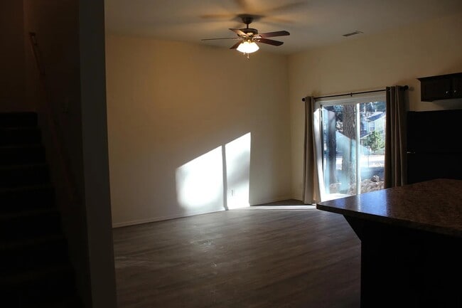 living room area - 3301 S Litzler Dr