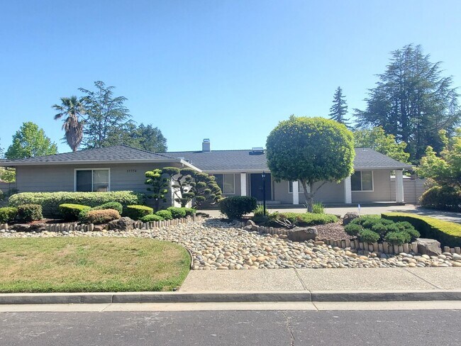 Building Photo - 19354 Titus Ct
