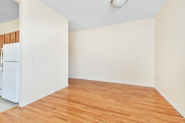 Foto del edificio - New To The Market