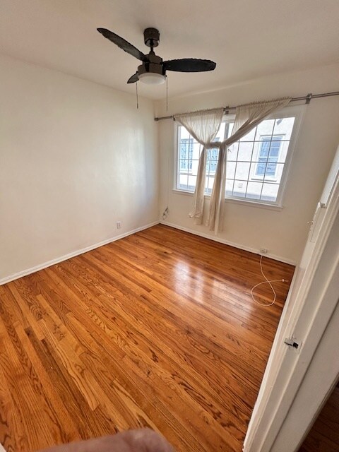 Foto del edificio - 7661 Oakwood Ave