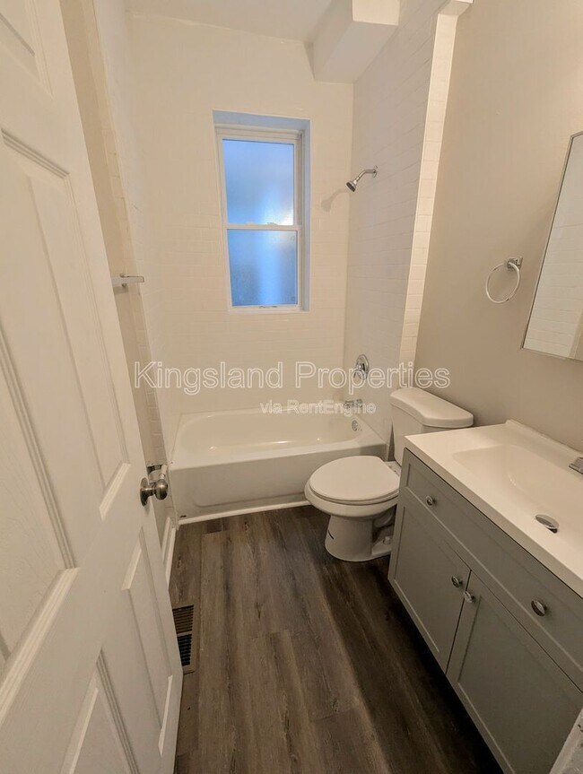 Foto del edificio - 4578 Evans Ave