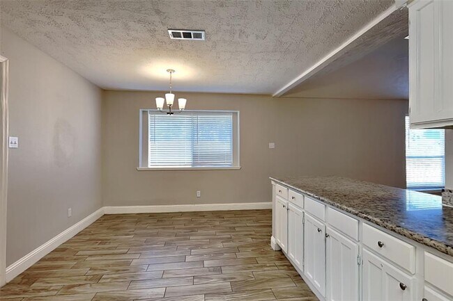 Foto del edificio - 19902 Pinefield Ct