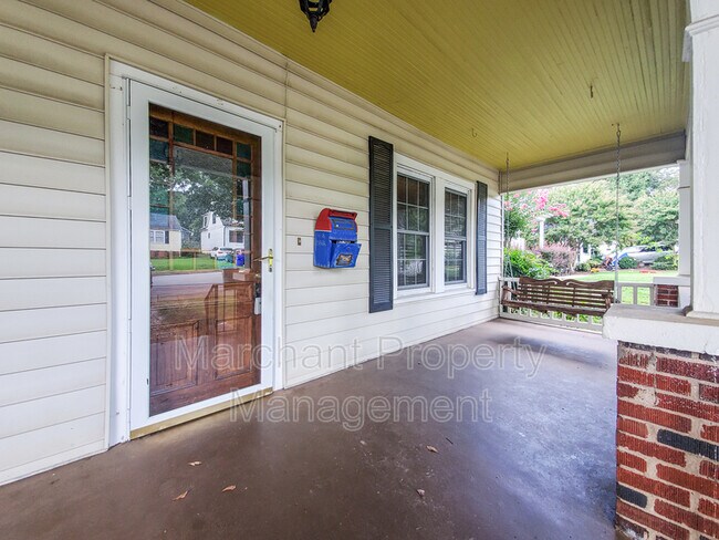 Foto del edificio - 38 Keowee Ave
