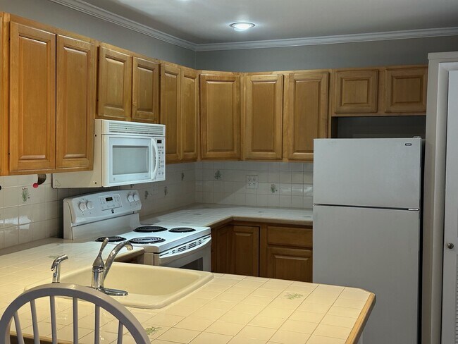 Foto del edificio - 560 Rock Rimmon Rd