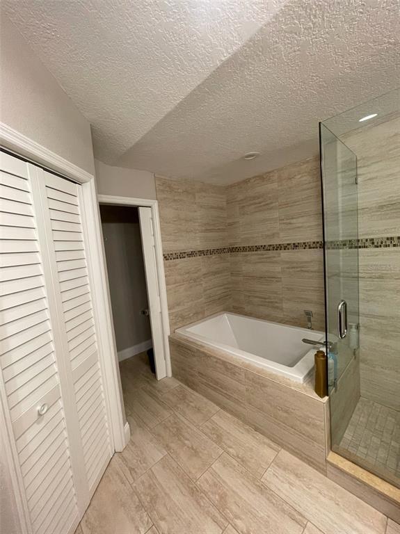 Foto del edificio - 1450 Mahogany Ln