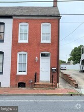 Building Photo - 444 W South St