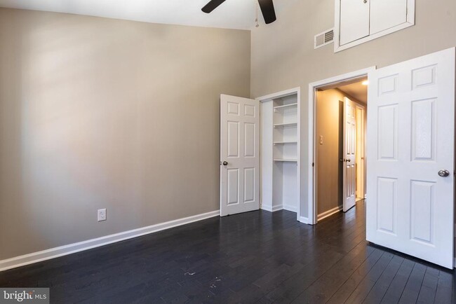 Building Photo - 1036 Patapsco St