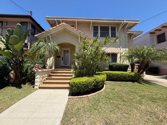 Foto del edificio - 3355 Brant St