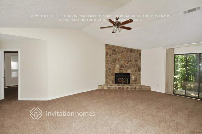Foto del edificio - 950 Laurel Mill Dr
