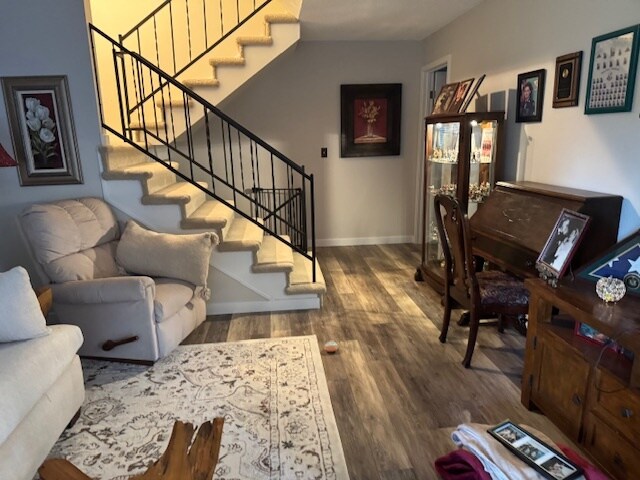 Foto principal - 7244 W Portland Ave