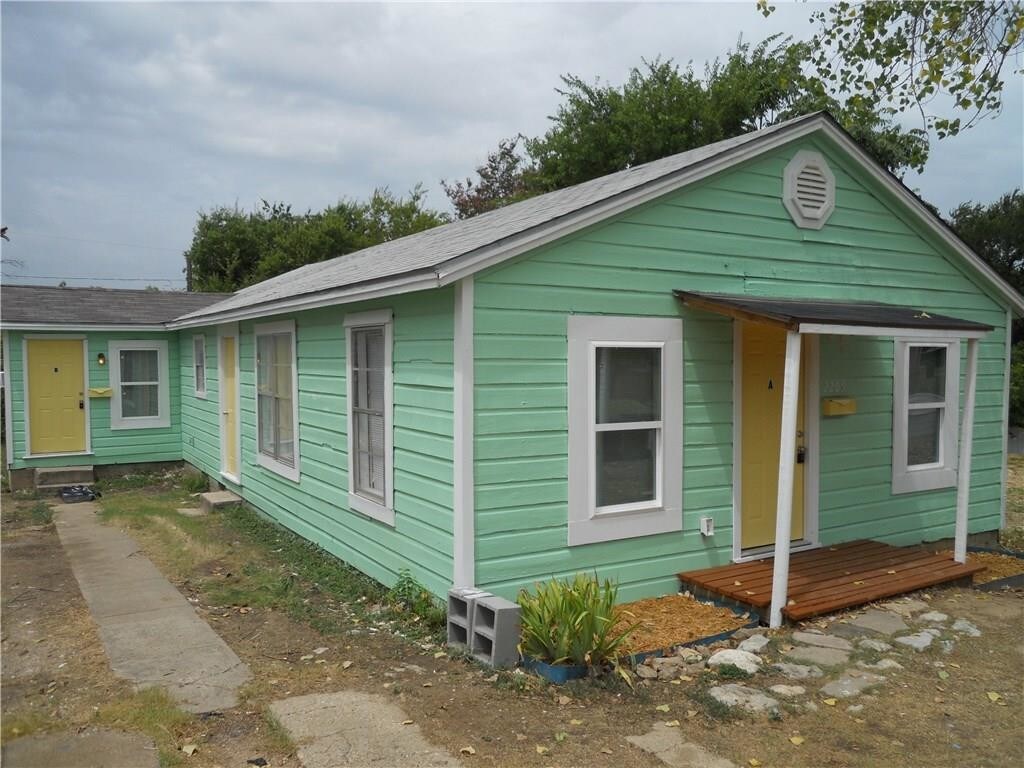 Primary Photo - 2205 NW 23rd St