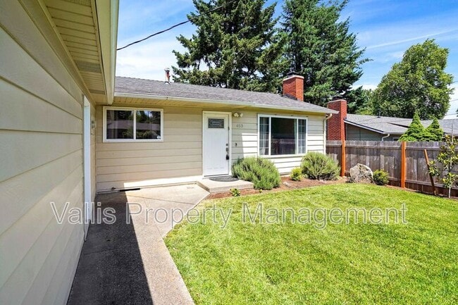 Building Photo - 453 Hrubetz Rd SE