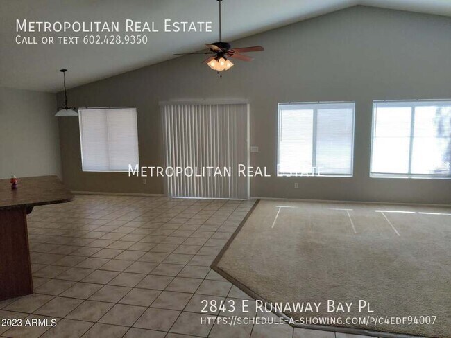 Building Photo - 2843 E Runaway Bay Pl