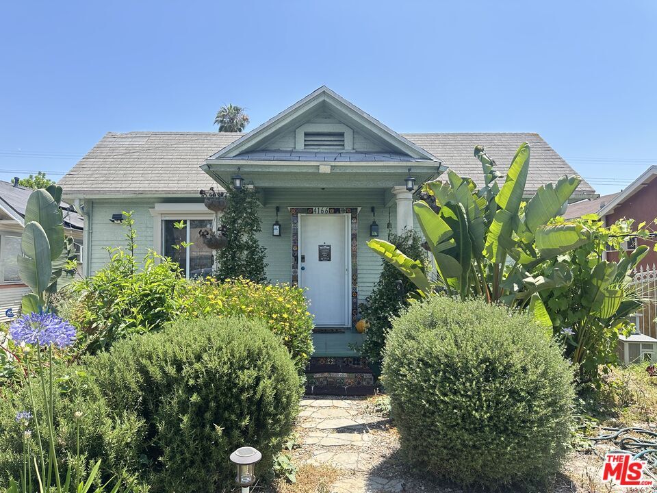 Primary Photo - 4166 S Harvard Blvd