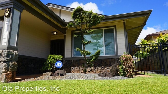Building Photo - 3 br, 2 bath House - 95-210 Ainakuai Place