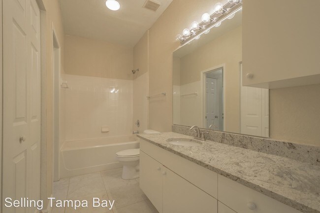 Building Photo - 4309 BAYSIDE VILLAGE Dr