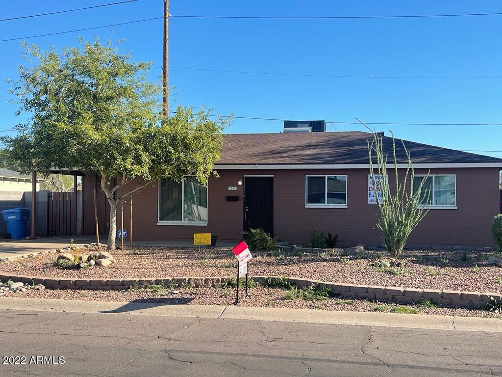 Primary Photo - 3207 W Montebello Ave