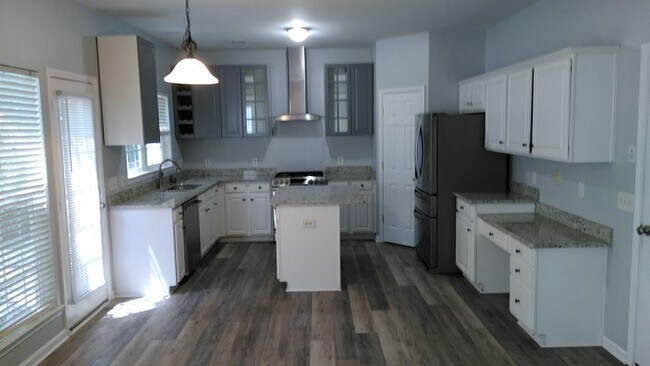 Foto del edificio - Spacious Home in Ballantyne!!!
