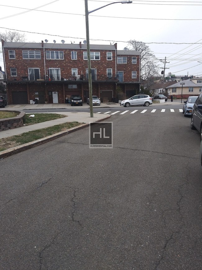 Foto del edificio - ROCKAWAY BEACH BLVD