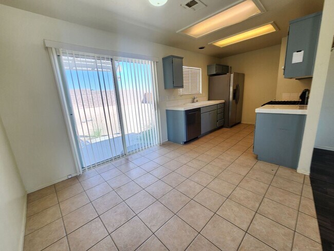 Foto del edificio - **Move In Special $200 Off 1st Month's Ren...