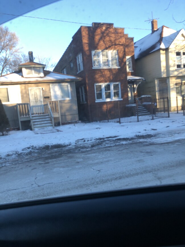 Brown Brick Exterior w/ keyed gate - 15543 Center Ave