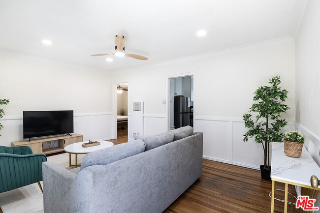 Foto del edificio - 1519 Laurel Ave