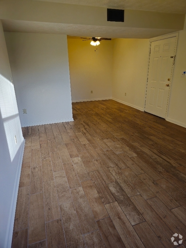 Building Photo - 1741 Jackson Ferry Rd