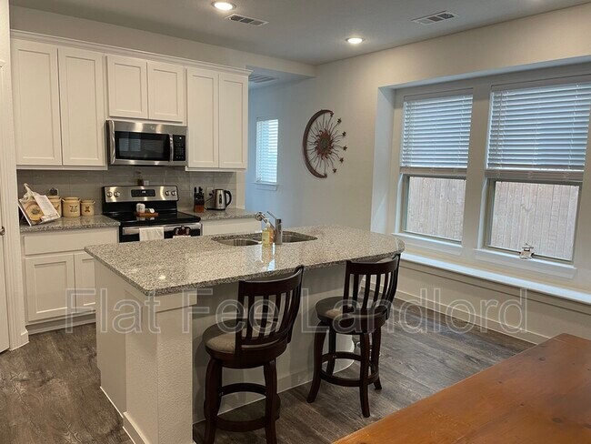 Foto del edificio - 2806 Lolita Way