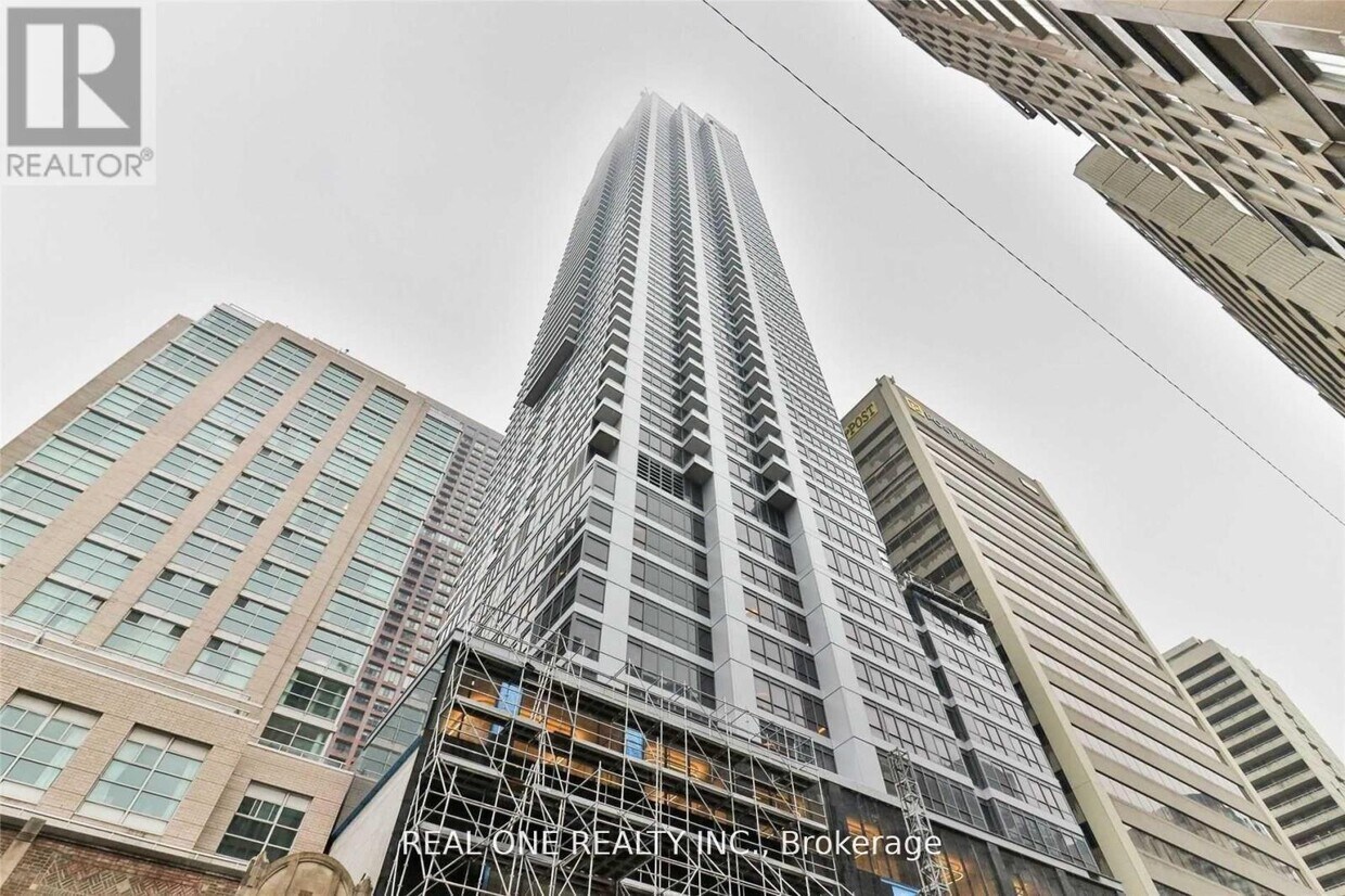 Photo principale - 395-2395 Bloor St E
