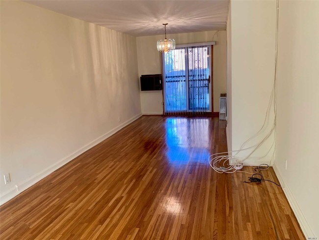 Foto del edificio - 68-03 174th St