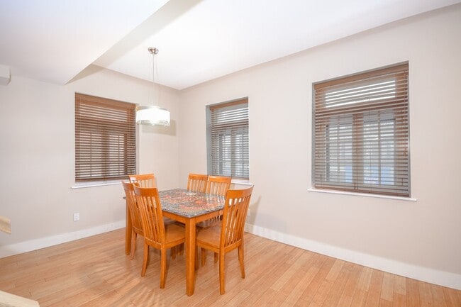 Foto del edificio - 603 Westgate Ave