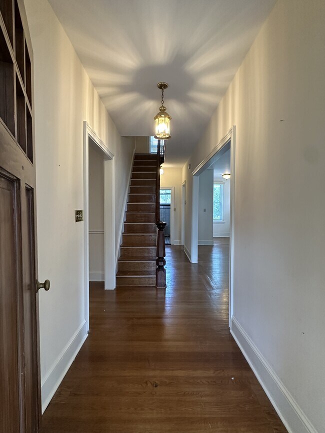 Foto del edificio - 2401 W 18th St