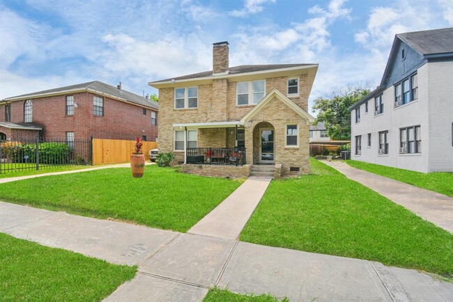 Foto del edificio - 2622 Rosedale St