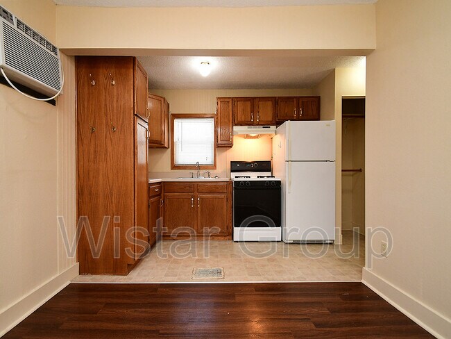 Building Photo - 1406 McPherson Ave