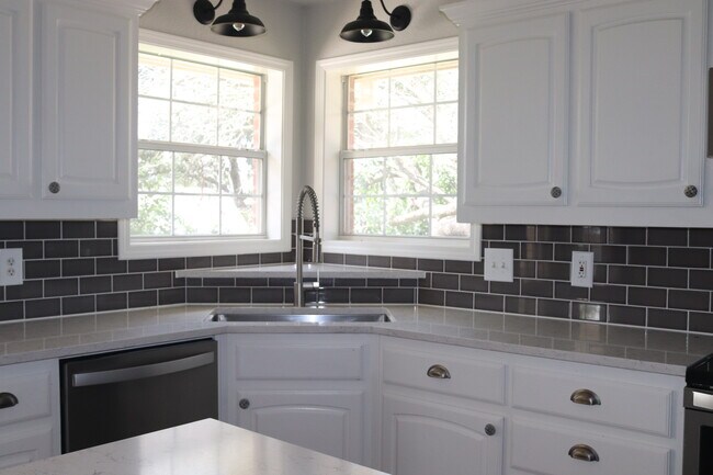 Foto del edificio - 12824 Stonegate Trail