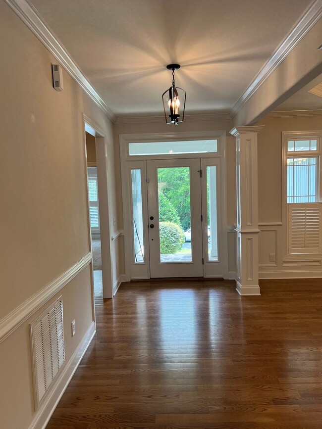 Building Photo - Gorgeous 4 Bed 2.5 Bath Home in Pinehurst