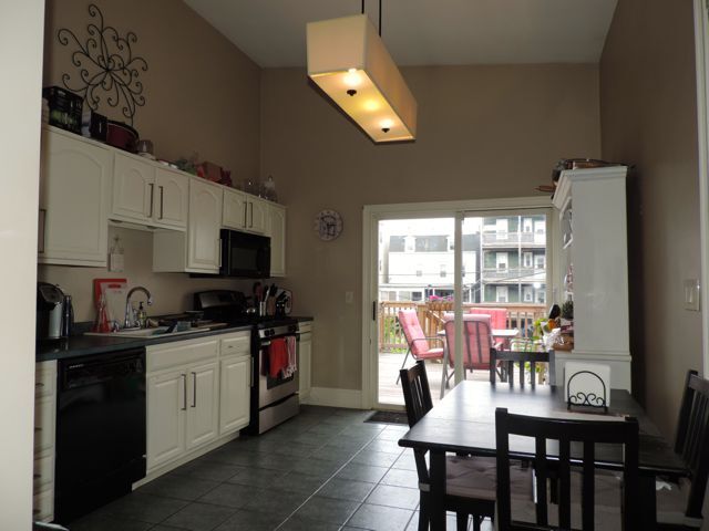 Foto del edificio - 543 E 6th St