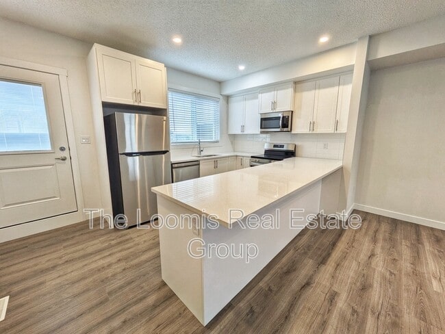 Building Photo - 903 Crystallina Nera Way NW