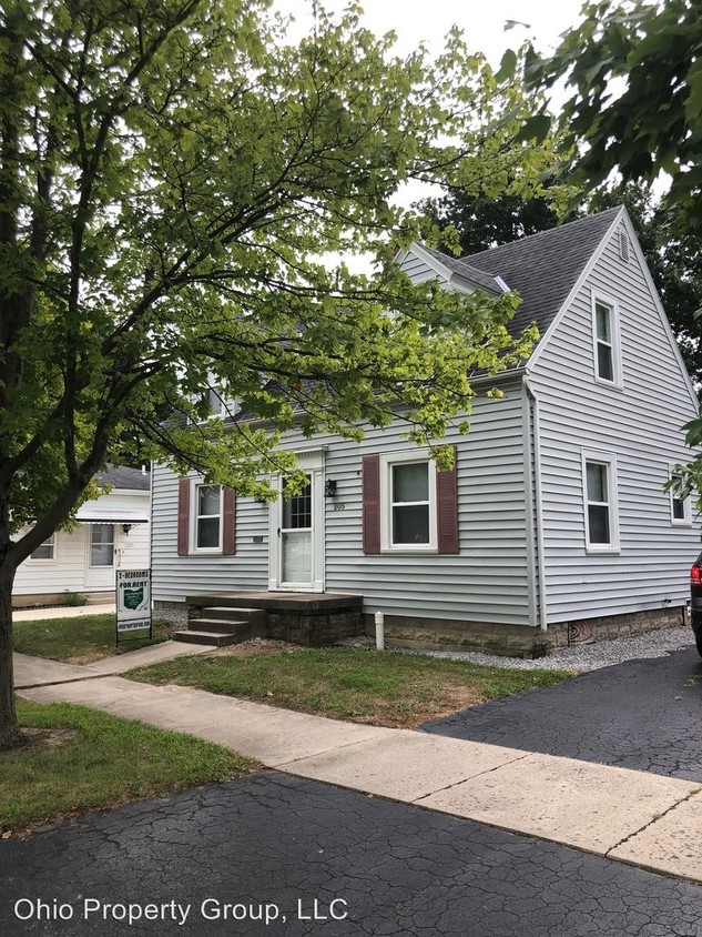 Primary Photo - 205 Howard St