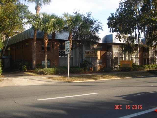 Primary Photo - The Pendleton Apartments - 623 N Bay St.