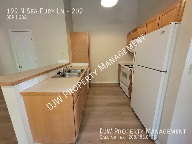Foto del edificio - Spacious 3 Bedroom at an Unbeatable Price ...