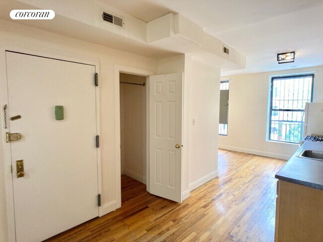 Foto del edificio - 173 E 116th St