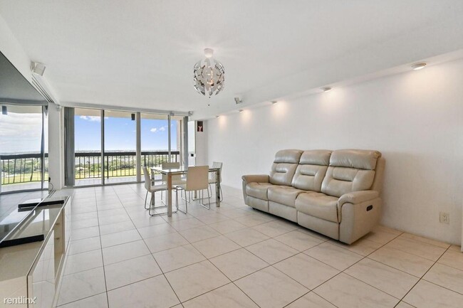 Building Photo - 2 br, 2 bath House - 2425 Presidential Way...