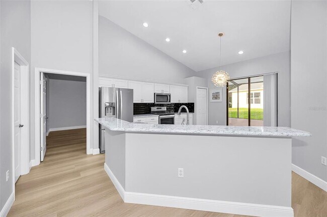 Building Photo - 6240 Fairskies Dr