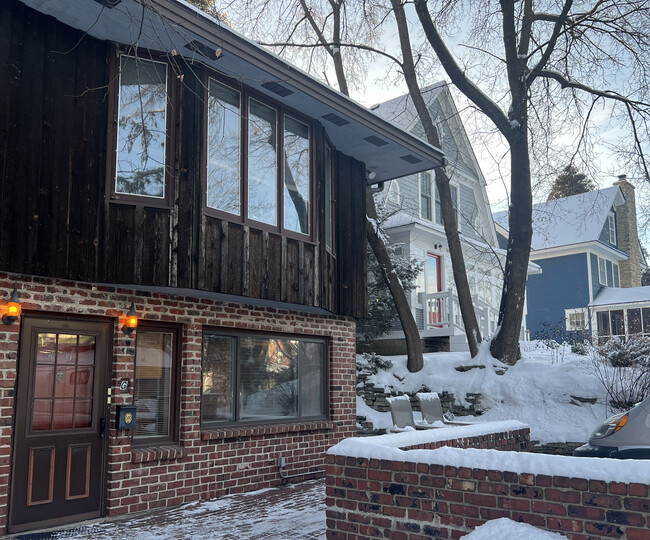 Exterior - 4051 Sheridan Ave S