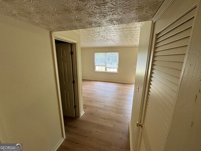 Foto del edificio - 1727 Salem Woods Dr SE