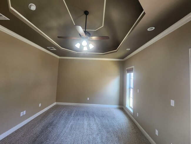 Building Photo - 415 Antietam Dr