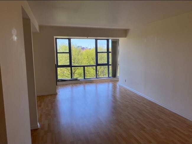 Foto del edificio - 170 Tremont St