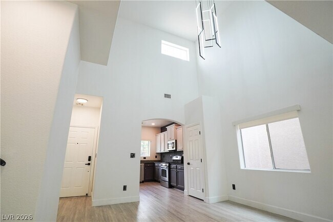 Foto del edificio - 5067 Lower Falls Ct