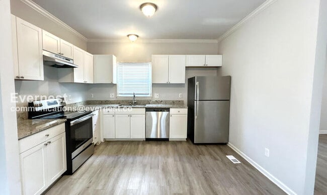 Foto del edificio - 679 Smith St SW